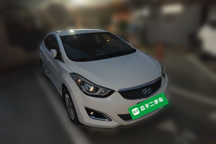 Used Hyundai Elantra (5th Generation / Langdong) 2016 1.6L Manual Fashion Edition Front Right 45 Deg