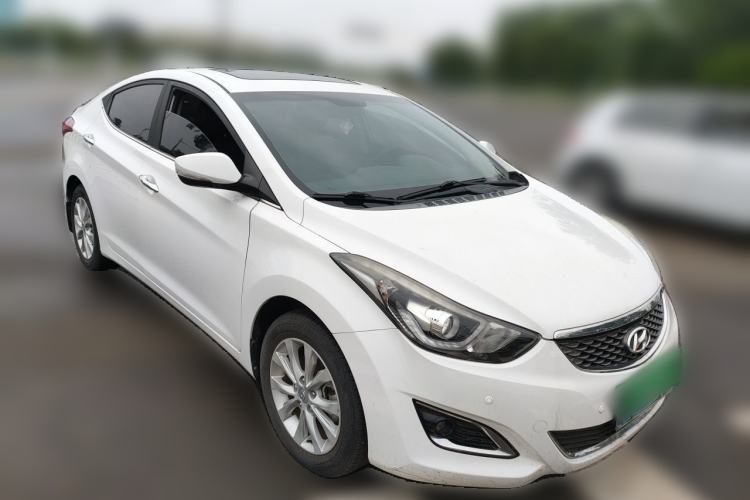 Used Hyundai Elantra (5th Generation / Langdong) 2016 1.6L Automatic Prestige Model Front Right 45 Deg