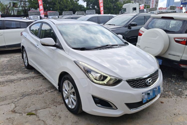 Used Hyundai Elantra (5th Generation / Langdong) 2016 1.6L Automatic Prestige Model Front Right 45 Deg