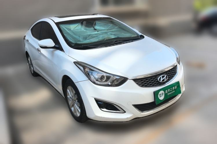 Used Hyundai Elantra (5th Generation / Langdong) 2016 1.6L Automatic Prestige Model Front Right 45 Deg