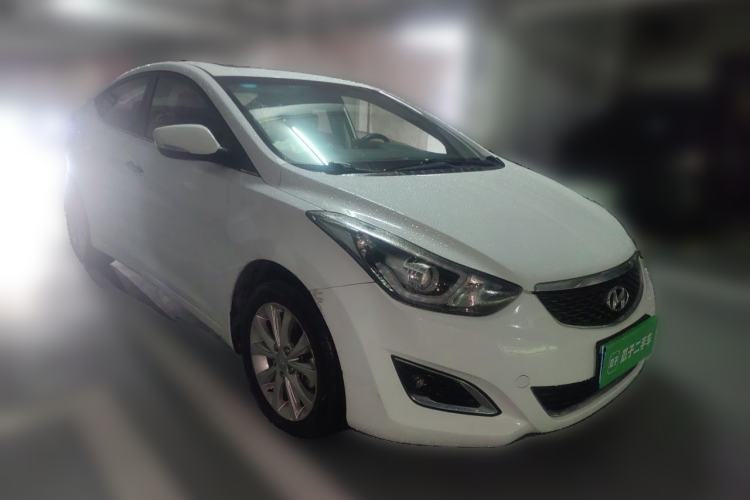 Used Hyundai Elantra (5th Generation / Langdong) 2016 1.6L Automatic Prestige Model Front Right 45 Deg