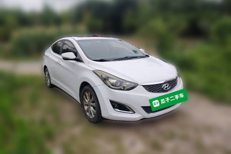 Used Hyundai Elantra (5th Generation / Langdong) 2016 1.6L Automatic Prestige Model Front Right 45 Deg