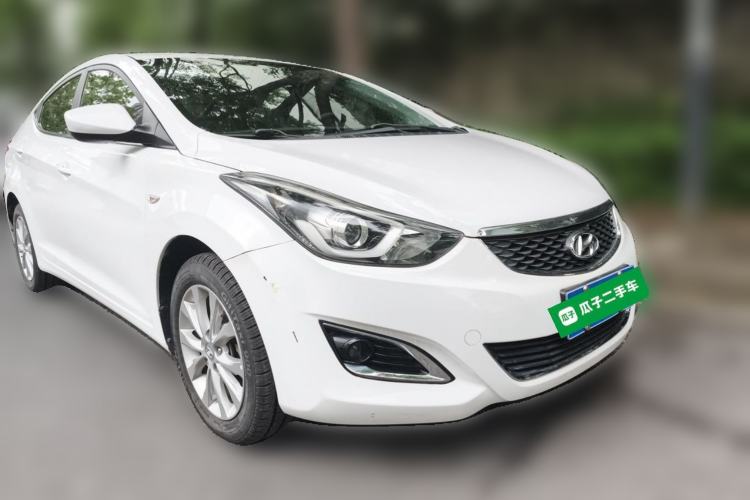 Used Hyundai Elantra (5th Generation / Langdong) 2016 1.6L Manual Fashion Edition Front Right 45 Deg