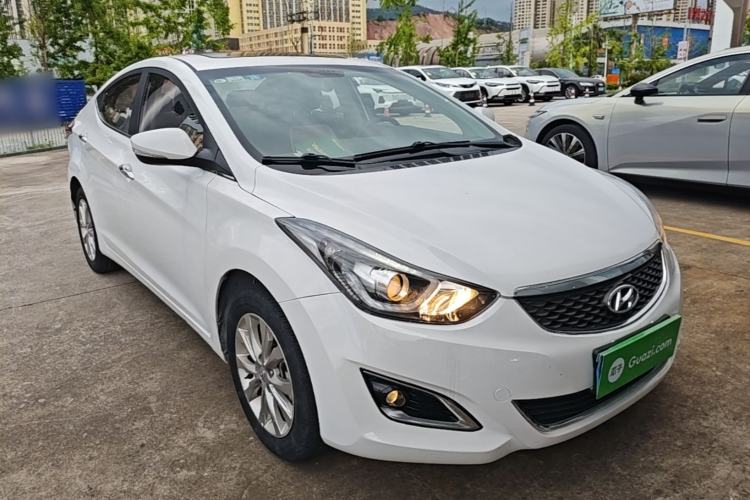 Used Hyundai Elantra (5th Generation / Langdong) 2016 1.6L Automatic Prestige Model Front Right 45 Deg