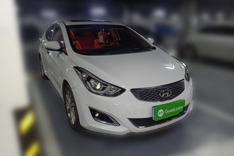 Used Hyundai Elantra (5th Generation / Langdong) 2016 1.6L Automatic Prestige Model Front Right 45 Deg