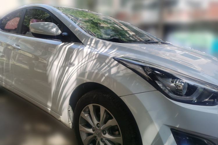 Used Hyundai Elantra (5th Generation / Langdong) 2016 1.6L Automatic Smart Version Front Right 45 Deg