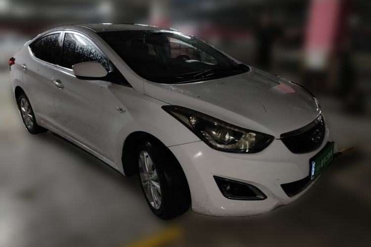 Used Hyundai Elantra (5th Generation / Langdong) 2016 1.6L Automatic Smart Version Front Right 45 Deg