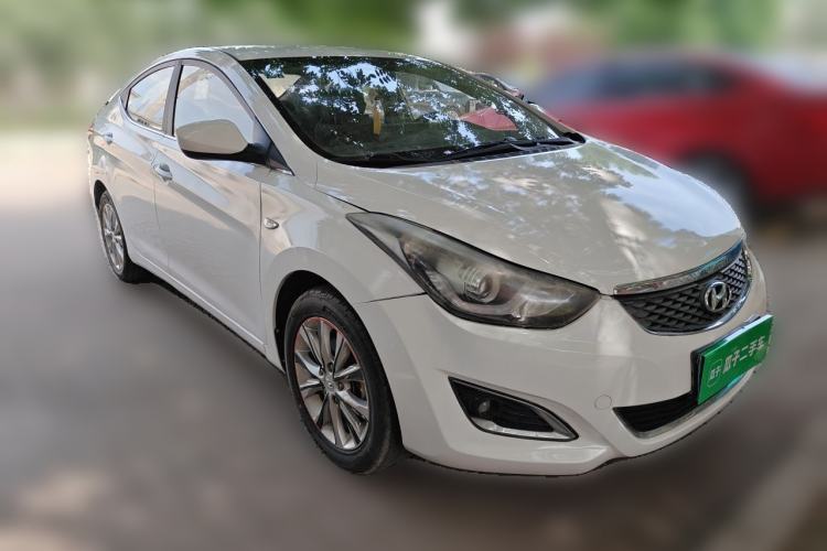 Used Hyundai Elantra (5th Generation / Langdong) 2016 1.6L Automatic Smart Version Front Right 45 Deg