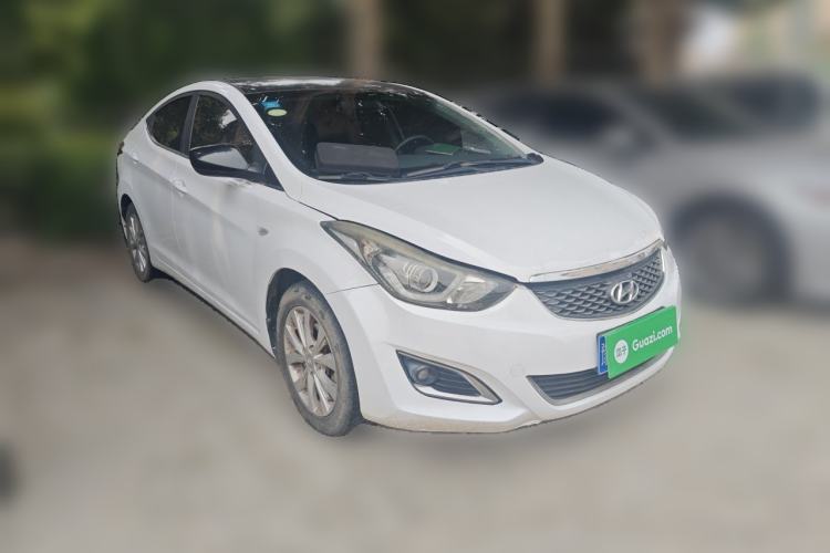 Used Hyundai Elantra (5th Generation / Langdong) 2016 1.6L Automatic Smart Version Front Right 45 Deg