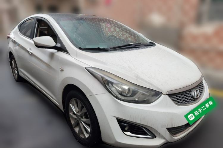 Used Hyundai Elantra (5th Generation / Langdong) 2016 1.6L Automatic Smart Version Front Right 45 Deg
