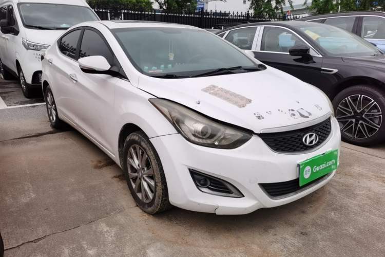 Used Hyundai Elantra (5th Generation / Langdong) 2016 1.6L Automatic Prestige Model Front Right 45 Deg