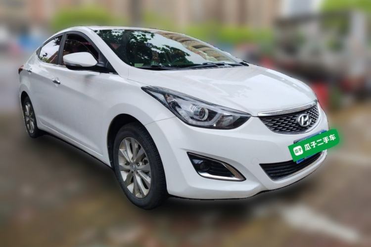Used Hyundai Elantra (5th Generation / Langdong) 2016 1.6L Automatic Prestige Model Front Right 45 Deg