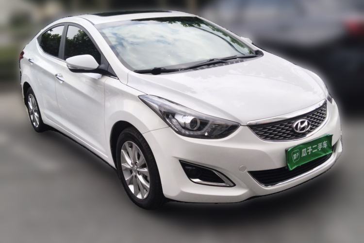 Used Hyundai Elantra (5th Generation / Langdong) 2016 1.6L Automatic Prestige Model Front Right 45 Deg