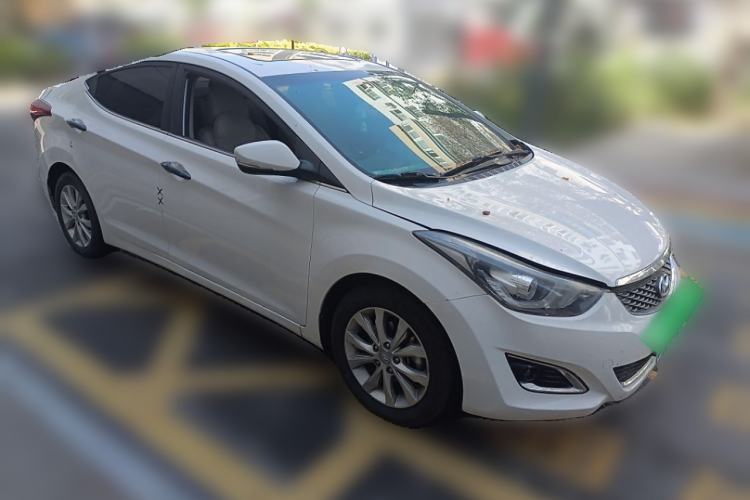 Used Hyundai Elantra (5th Generation / Langdong) 2016 1.6L Automatic Prestige Model Front Right 45 Deg