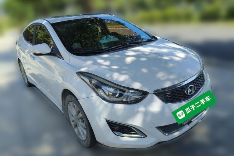 Used Hyundai Elantra (5th Generation / Langdong) 2016 1.6L Automatic Prestige Model Front Right 45 Deg