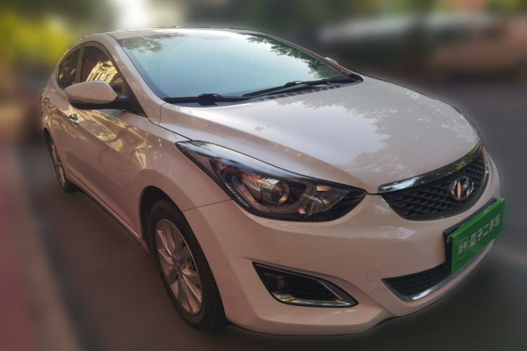 Used Hyundai Elantra (5th Generation / Langdong) 2016 1.6L Automatic Prestige Model Front Right 45 Deg