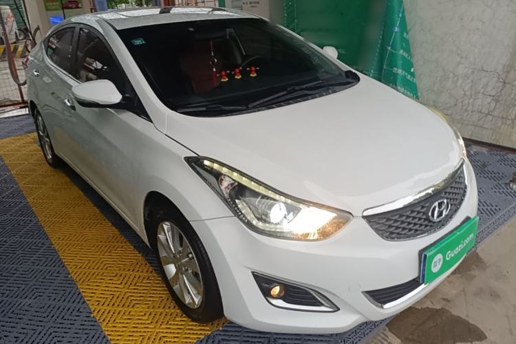 Used Hyundai Elantra (5th Generation / Langdong) 2016 1.6L Automatic Prestige Model Front Right 45 Deg