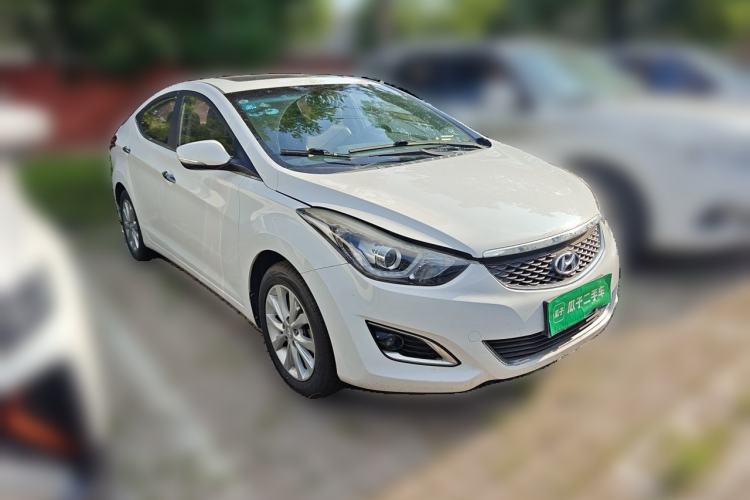 Used Hyundai Elantra (5th Generation / Langdong) 2016 1.6L Automatic Prestige Model Front Right 45 Deg