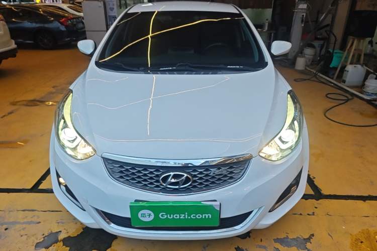 Used Hyundai Elantra (5th Generation / Langdong) 2016 1.6L Automatic Smart Version Front