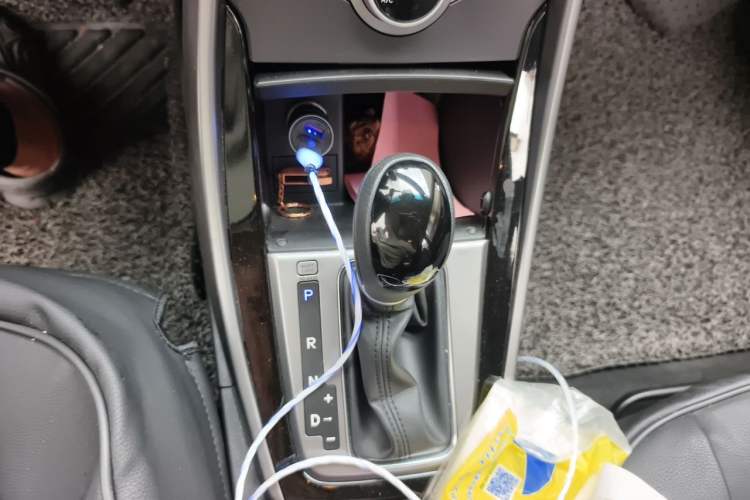 Used Hyundai Elantra (5th Generation / Langdong) 2016 1.6L Automatic Prestige Model Gear Lever