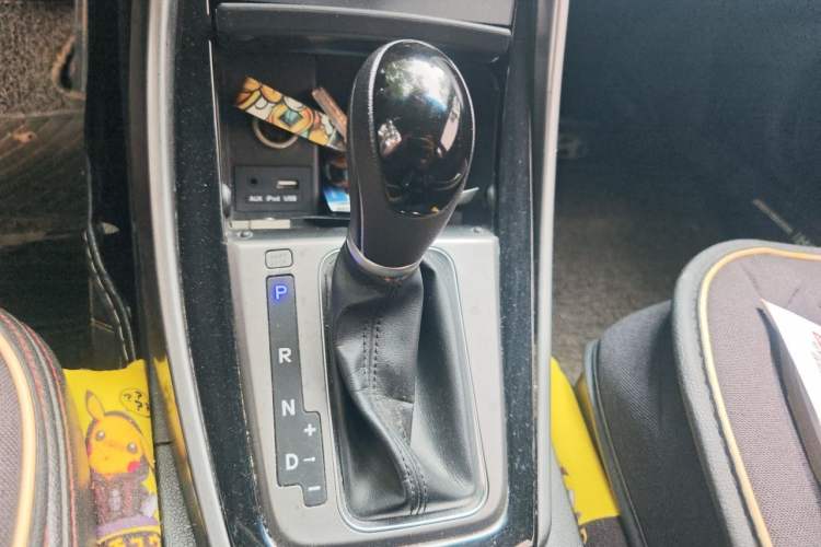 Used Hyundai Elantra (5th Generation / Langdong) 2016 1.6L Automatic Prestige Model Gear Lever