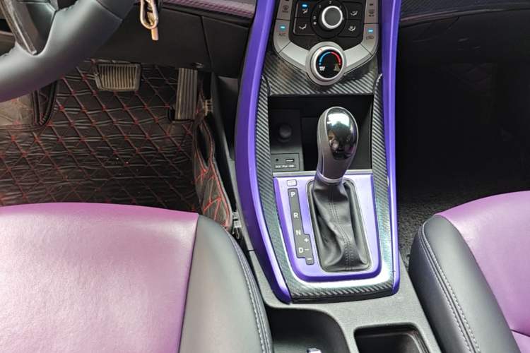 Used Hyundai Elantra (5th Generation / Langdong) 2016 1.6L Automatic Smart Version Gear Lever