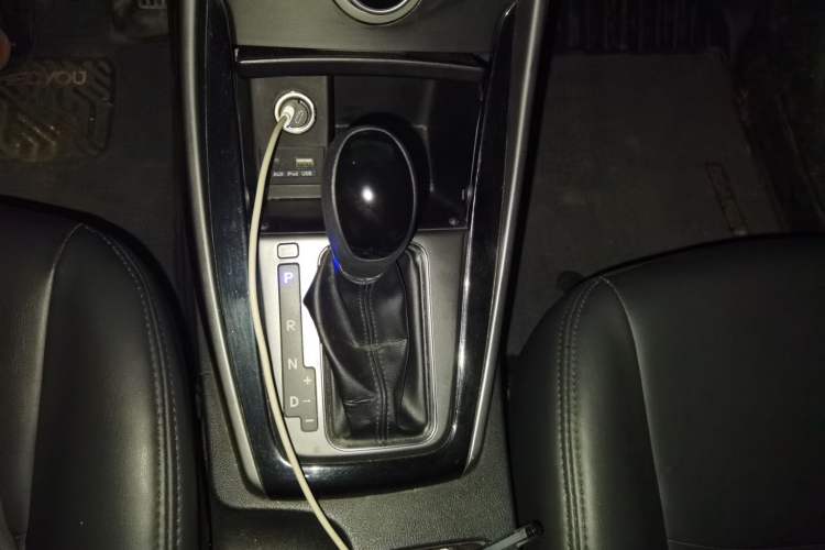 Used Hyundai Elantra (5th Generation / Langdong) 2016 1.6L Automatic Prestige Model Gear Lever