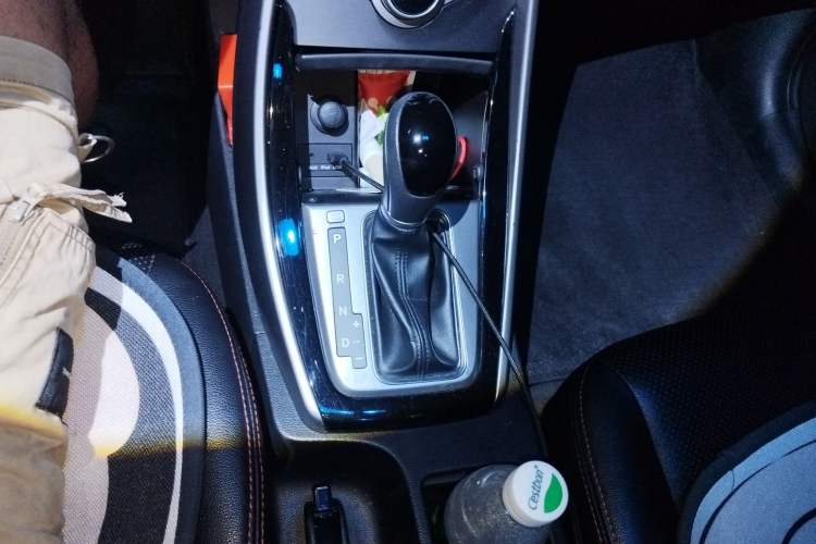 Used Hyundai Elantra (5th Generation / Langdong) 2016 1.6L Automatic Prestige Model Gear Lever