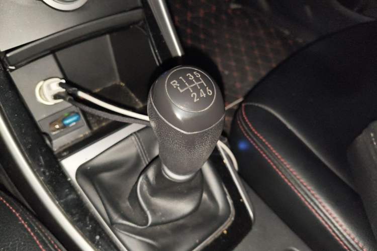 Used Hyundai Elantra (5th Generation / Langdong) 2016 1.6L Manual Luxury Model Gear Lever