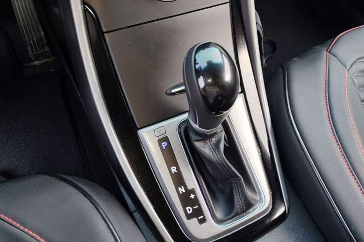 Used Hyundai Elantra (5th Generation / Langdong) 2016 1.6L Automatic Prestige Model Gear Lever