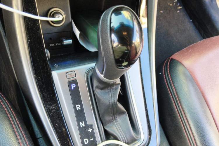 Used Hyundai Elantra (5th Generation / Langdong) 2016 1.6L Automatic Prestige Model Gear Lever