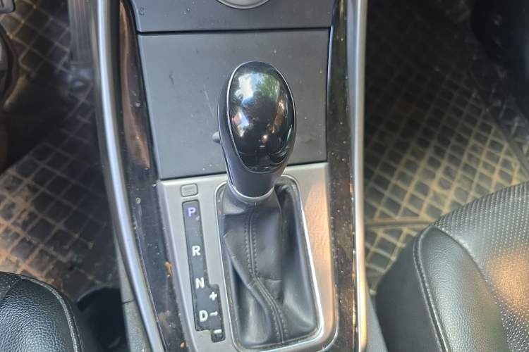 Used Hyundai Elantra (5th Generation / Langdong) 2016 1.6L Automatic Prestige Model Gear Lever