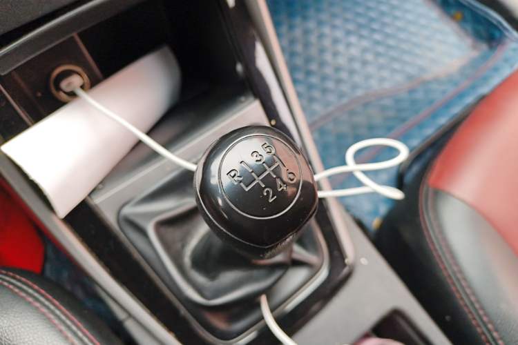Used Hyundai Elantra (5th Generation / Langdong) 2016 1.6L Manual Luxury Model Gear Lever