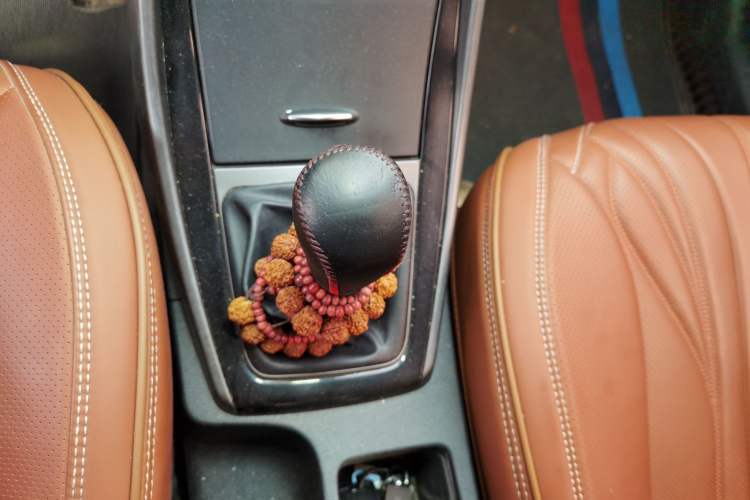 Used Hyundai Elantra (5th Generation / Langdong) 2016 1.6L Manual Luxury Model Gear Lever