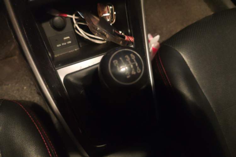 Used Hyundai Elantra (5th Generation / Langdong) 2016 1.6L Manual Luxury Model Gear Lever