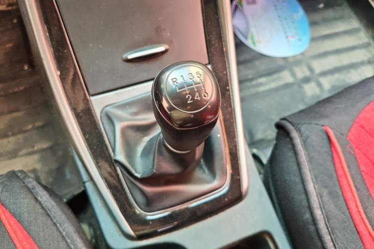 Used Hyundai Elantra (5th Generation / Langdong) 2016 1.6L Manual Luxury Model Gear Lever