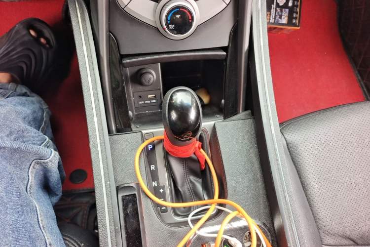 Used Hyundai Elantra (5th Generation / Langdong) 2016 1.6L Automatic Prestige Model Gear Lever