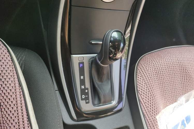 Used Hyundai Elantra (5th Generation / Langdong) 2016 1.6L Automatic Prestige Model Gear Lever