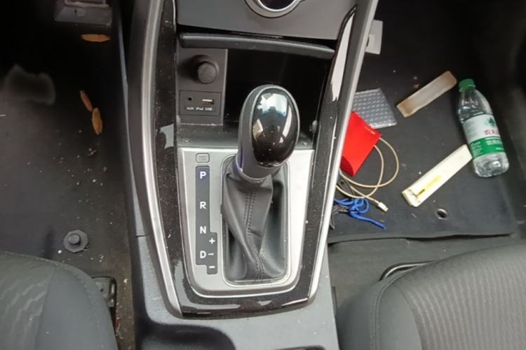 Used Hyundai Elantra (5th Generation / Langdong) 2016 1.6L Automatic Prestige Model Gear Lever