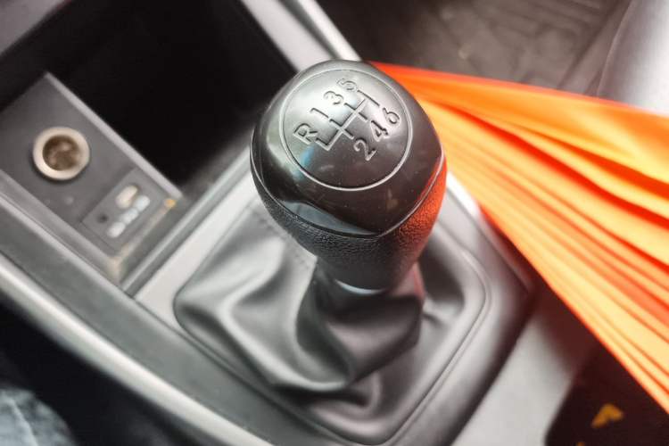Used Hyundai Elantra (5th Generation / Langdong) 2016 1.6L Manual Fashion Edition Gear Lever
