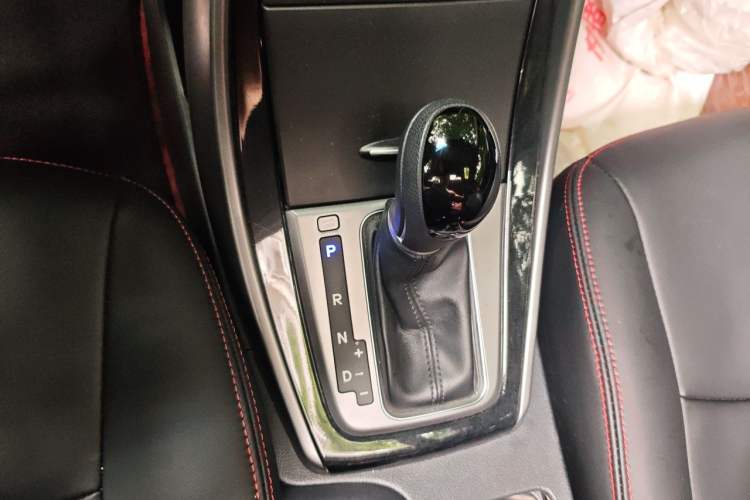 Used Hyundai Elantra (5th Generation / Langdong) 2016 1.6L Automatic Prestige Model Gear Lever