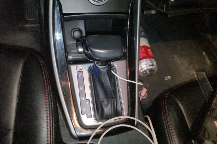 Used Hyundai Elantra (5th Generation / Langdong) 2016 1.6L Automatic Prestige Model Gear Lever