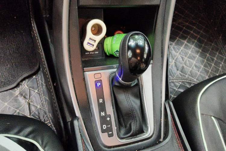 Used Hyundai Elantra (5th Generation / Langdong) 2016 1.6L Automatic Smart Version Gear Lever