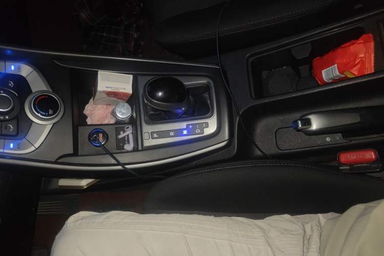 Used Hyundai Elantra (5th Generation / Langdong) 2016 1.6L Automatic Smart Version Gear Lever