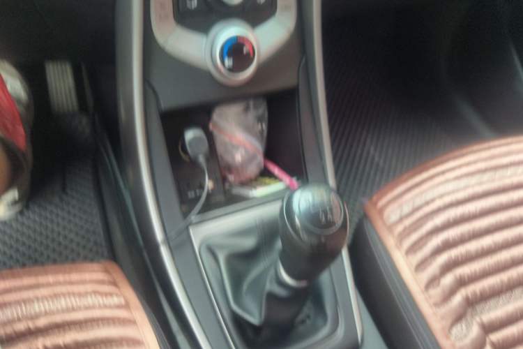 Used Hyundai Elantra (5th Generation / Langdong) 2016 1.6L Manual Fashion Edition Gear Lever