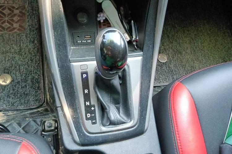 Used Hyundai Elantra (5th Generation / Langdong) 2016 1.6L Automatic Smart Version Gear Lever