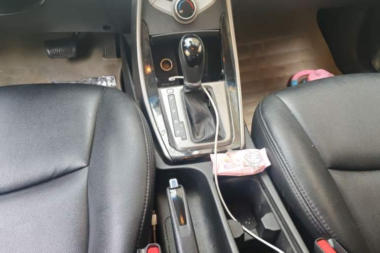 Used Hyundai Elantra (5th Generation / Langdong) 2016 1.6L Automatic Prestige Model Gear Lever
