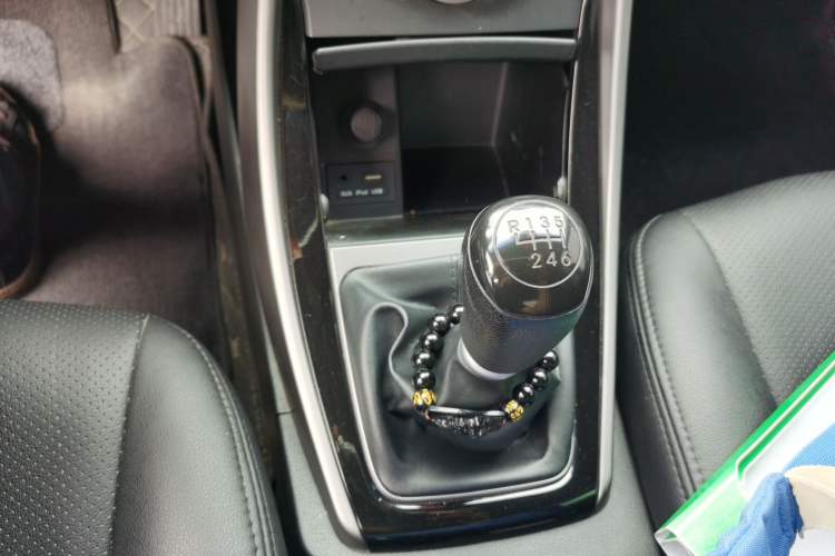 Used Hyundai Elantra (5th Generation / Langdong) 2016 1.6L Manual Luxury Model Gear Lever