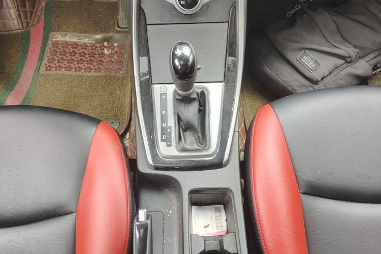 Used Hyundai Elantra (5th Generation / Langdong) 2016 1.6L Automatic Prestige Model Gear Lever