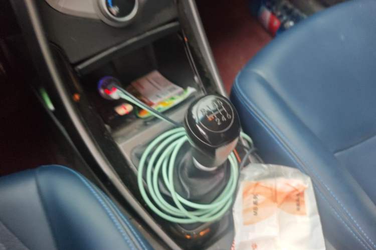 Used Hyundai Elantra (5th Generation / Langdong) 2016 1.6L Manual Luxury Model Gear Lever